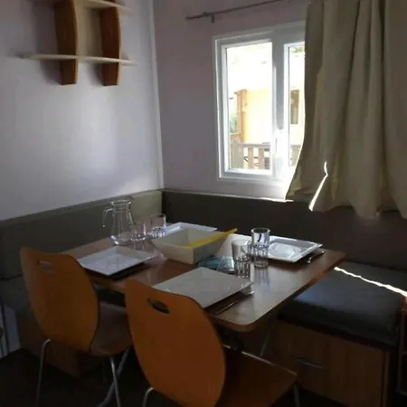 Papou's With Terrace Horská chata